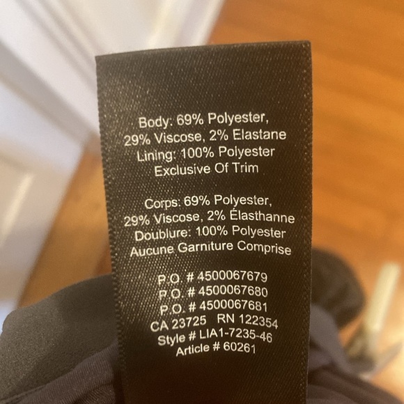 Aritzia pleated midi skirt - Picture 4 of 6